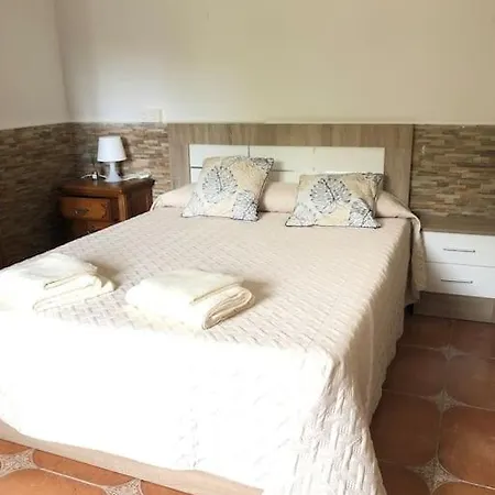 Feriehus Bien Equipada Casa De Pueblo *