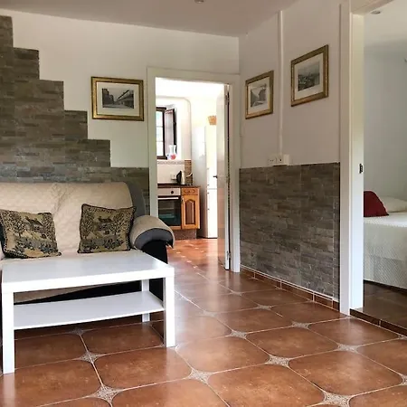 Bien Equipada Casa De Pueblo Feriehus Naveces